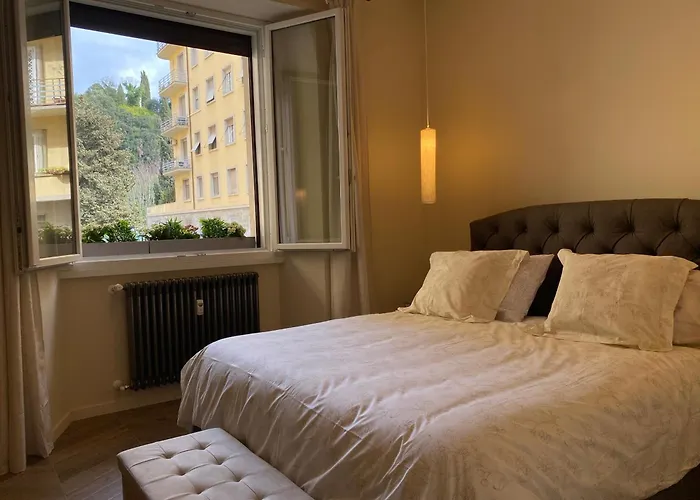 Appartement Ghirlanda House *