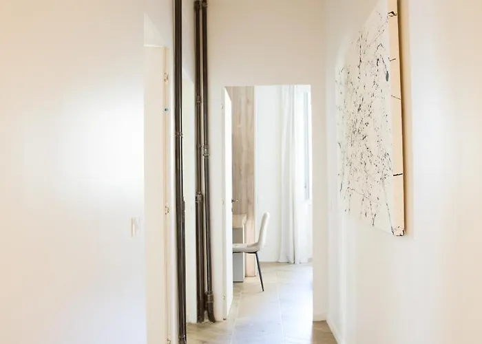 Ghirlanda House Rome